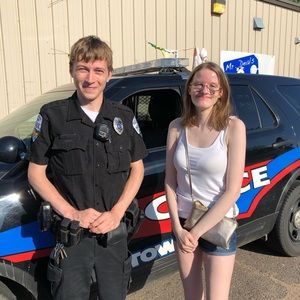 Meet your Posher, Rayna